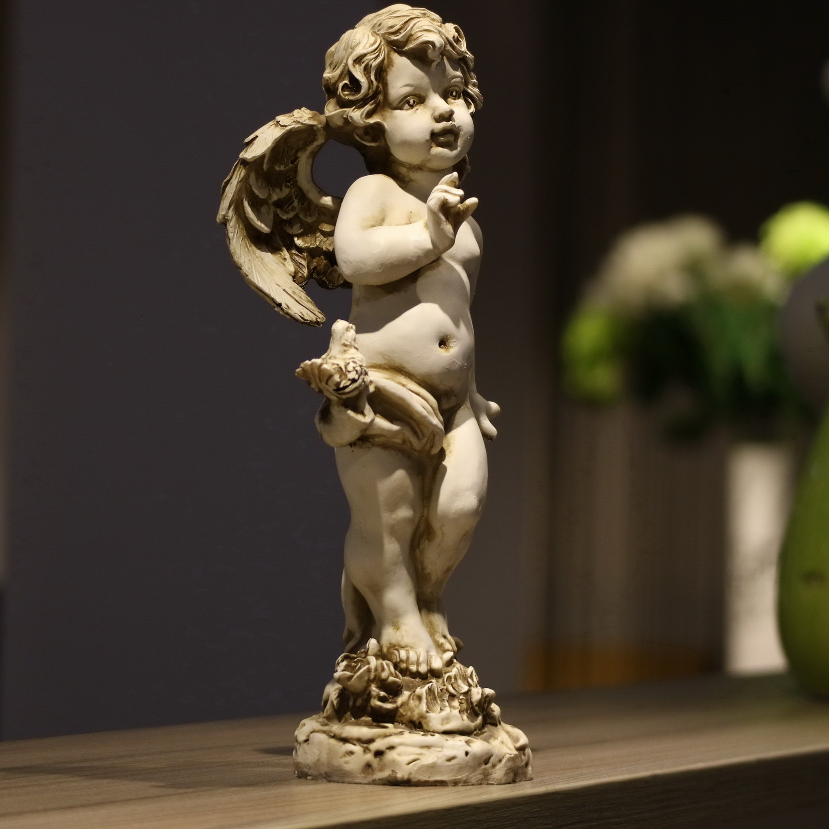 รูปปั้นนางฟ้าเรซิ่นสไตล์เรโทร  - Resin Art For Wedding Gift บทวิจารณ์และราคา