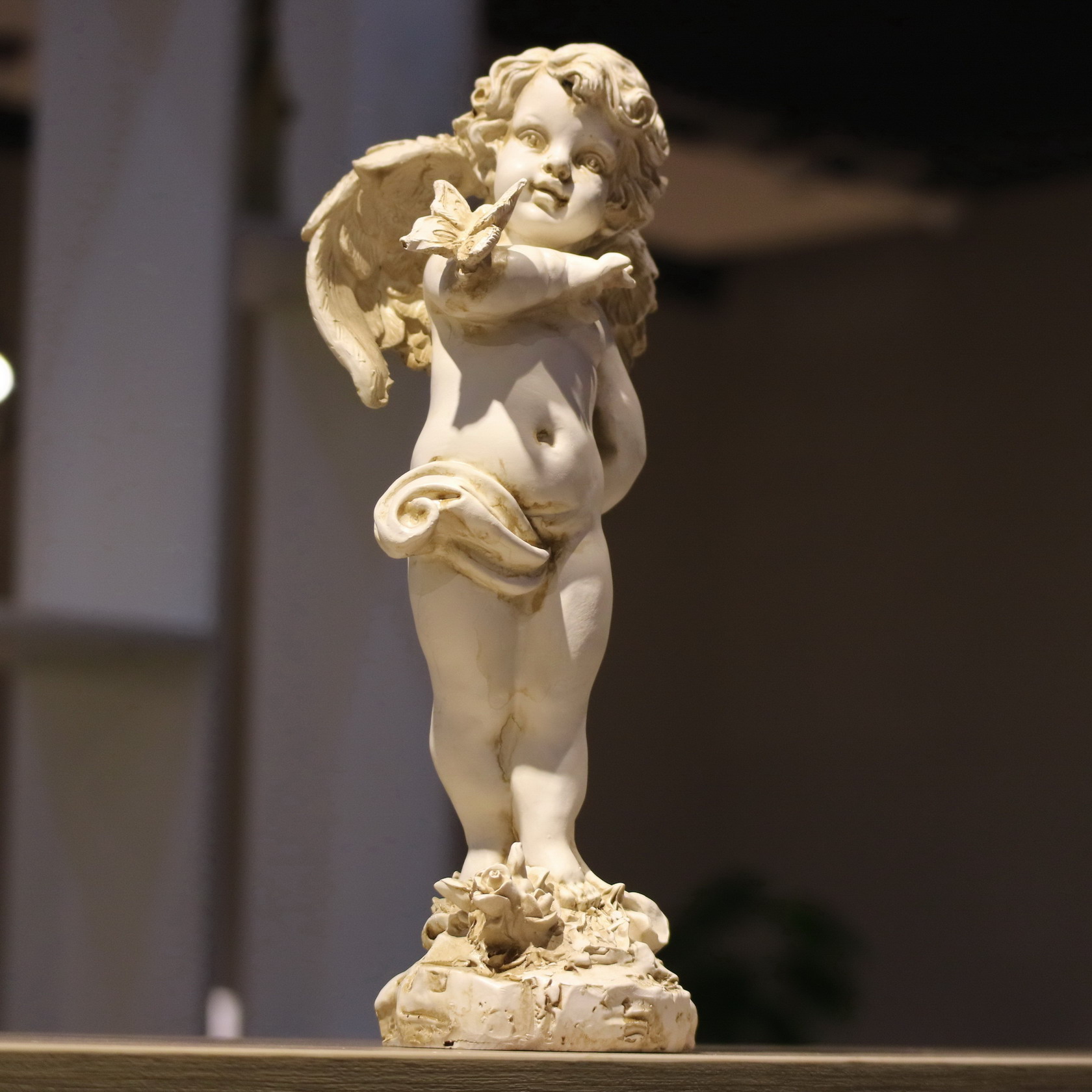 รูปปั้นนางฟ้าเรซิ่นสไตล์เรโทร  - Resin Art For Wedding Gift บทวิจารณ์และราคา